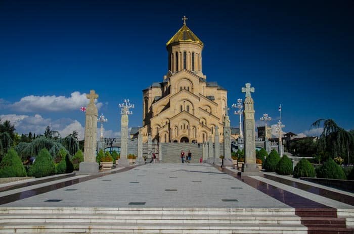 The Holy Trinity Cathedral is a monumental building. The best things to do in Georgia