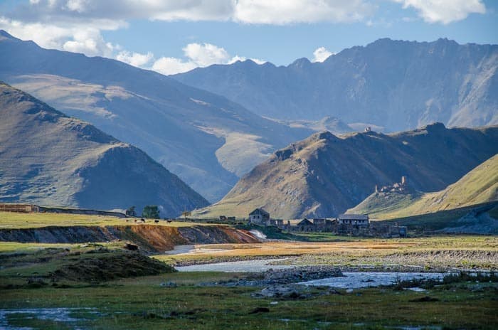 The picturesque Truso valley, The best things to do in Georgia