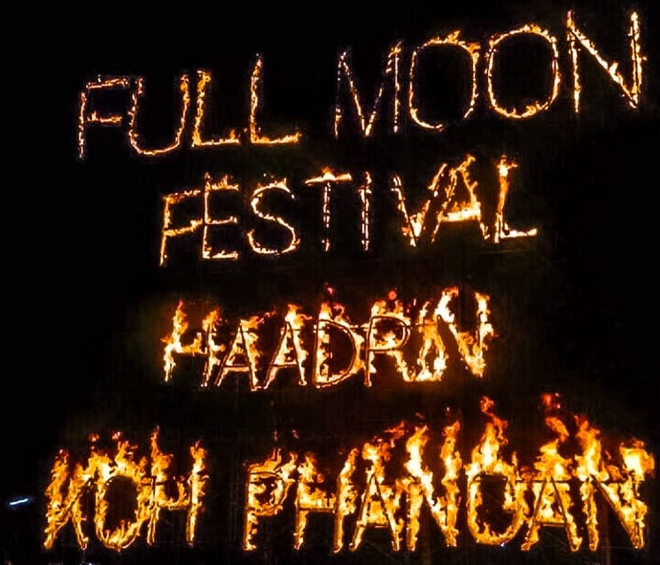 K Full Moon Party patří ohně! Hat Rin, Ko Phangan, Thajsko