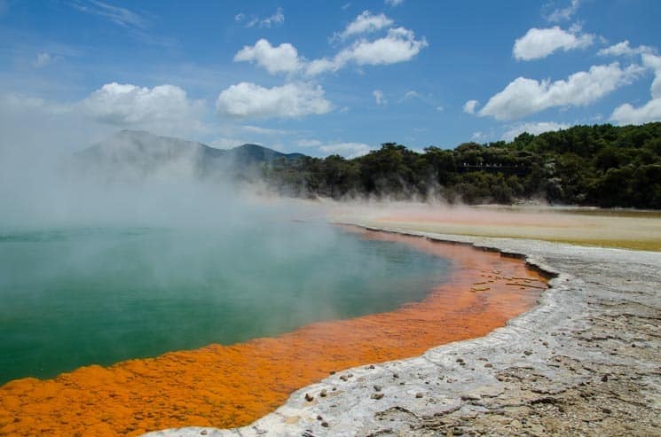Wai-o-tapu: i nový Zéland má svou geotermální oblast, Rotorua
