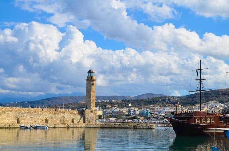 Kréta má spoustu malebných přístavů, Rethymno patří společně s Chanií mezi ty nejhezčí. 