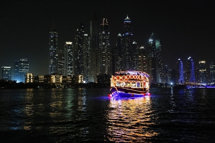 Dhow Cruise Marina - 4-days Dubai itinerary