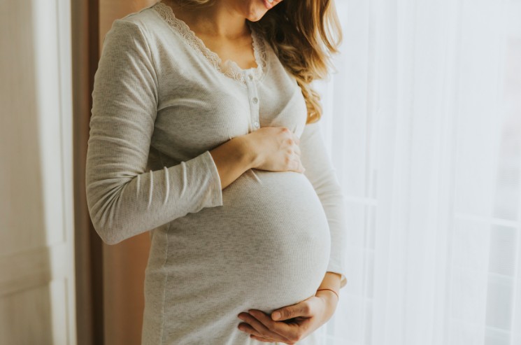 Příznaky těhotenství: 35 běžných i méně častých projevů