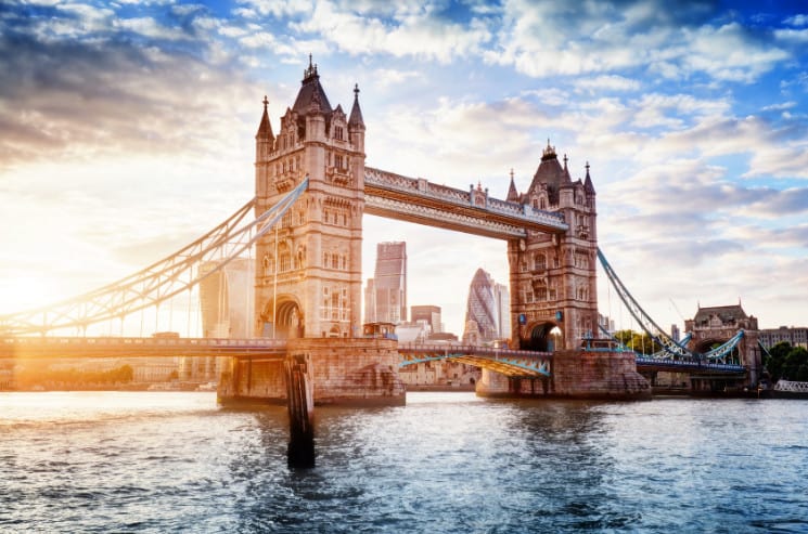 Top 5 Relocation Destinations in the UK 1