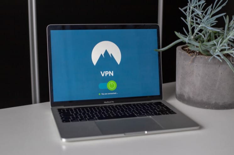5 Reasons Why You Should Use VPN While Traveling 1